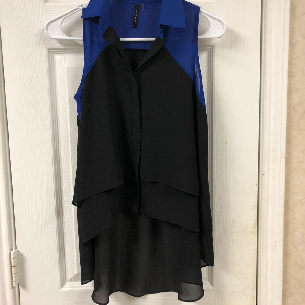 Sleeveless High Low Button Blouse
